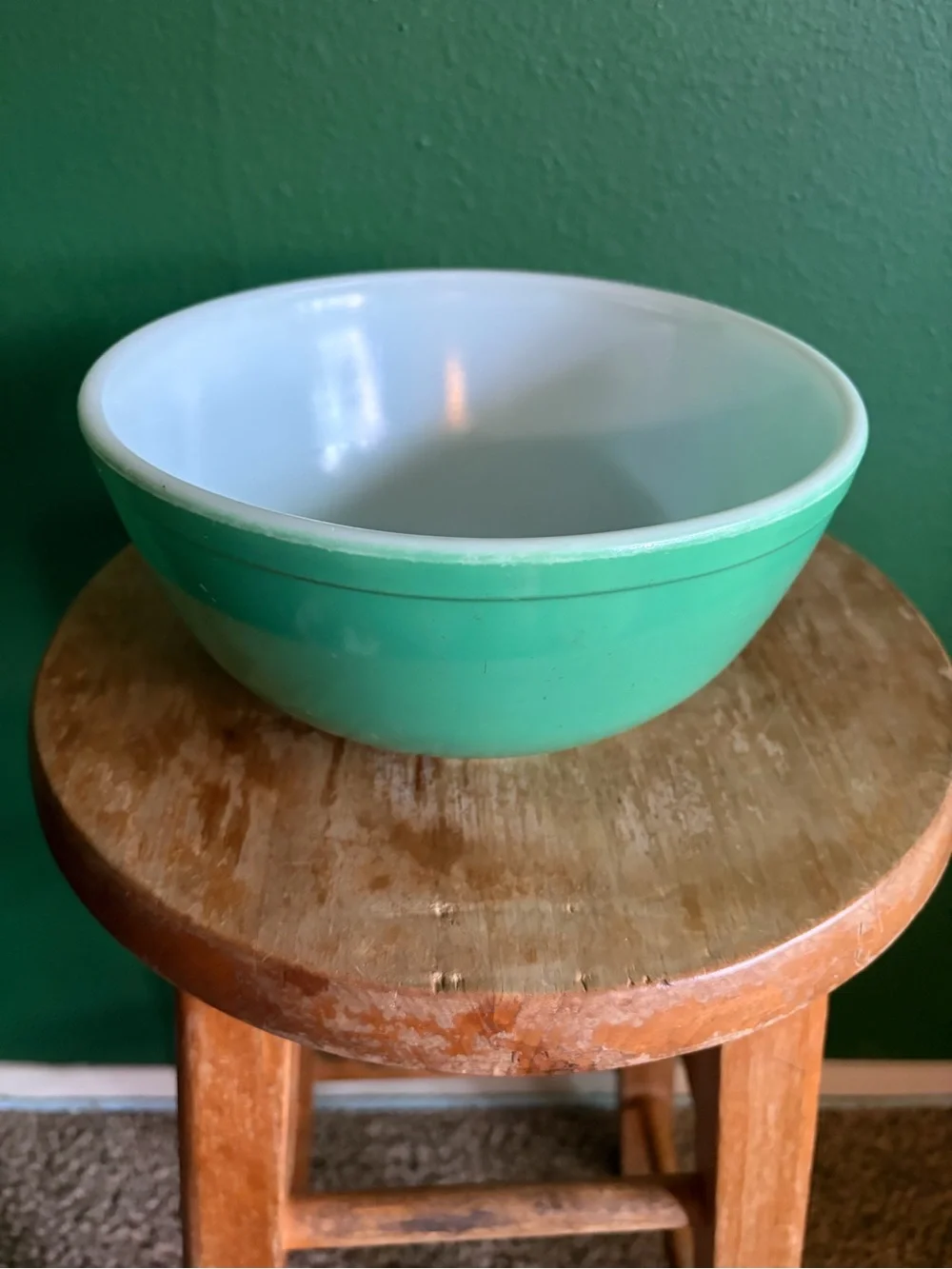 Vintage Pyrex 403 Nesting Bowl in Primary Green
